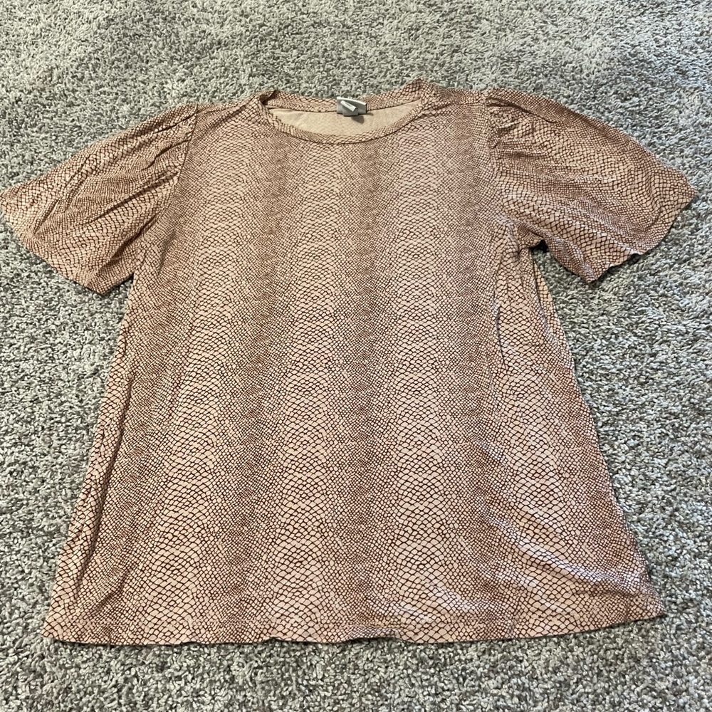Women’s blouse
